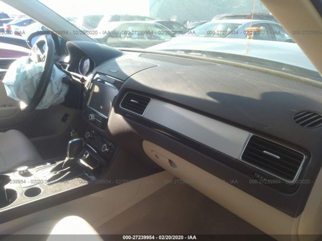 2012 VOLKSWAGEN TOUAREG WVGFK9BPXCD000289 Photo 4