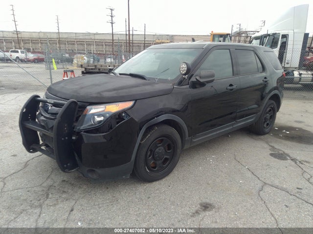 Ford UTILITY POLICE 2015 1FM5K8AR8FGA66531 Image 2