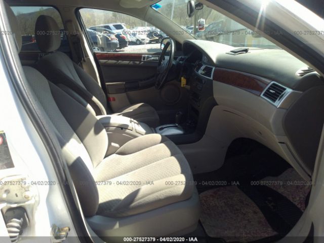 2004 CHRYSLER PACIFICA 2C8GF68434R631665 Photo 4