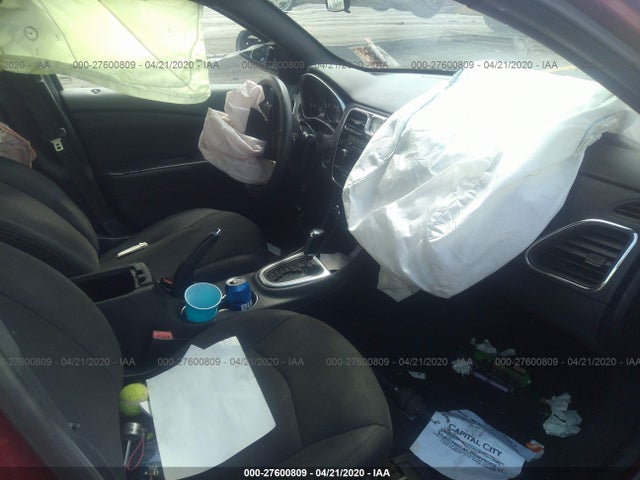 1C3CCBAB9EN208232 Chrysler 200 LX