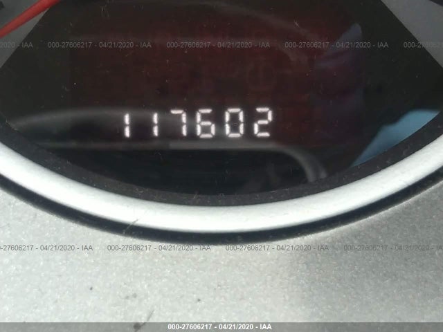 Volkswagen Routan 2010 2V4RW3D10AR294720 Image 8