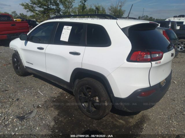1C4PJLAB8HW559916 Jeep Cherokee Altitude Fwd