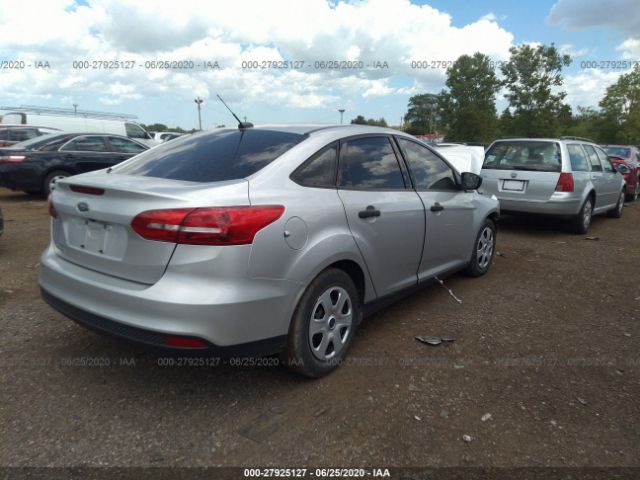 1FADP3E2XHL314702 Ford FOCUS S