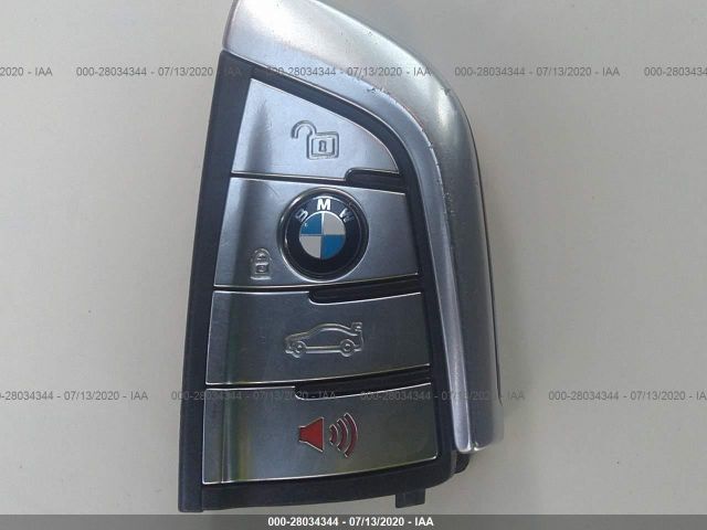 Фото: WBAJE7C55KWW11564