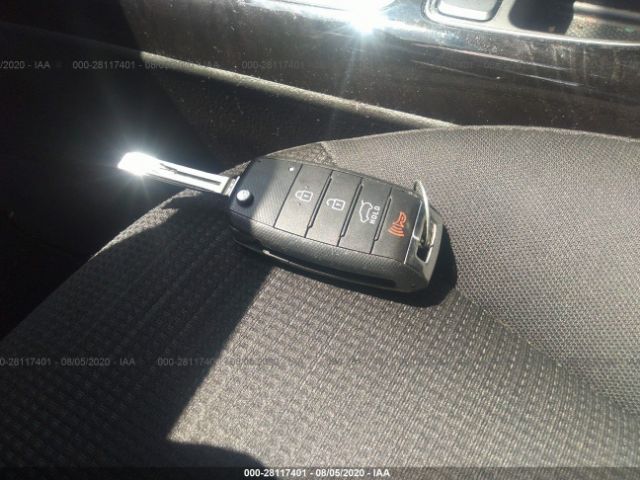 5XYKT4A6XFG620528 KIA SORENTO LX