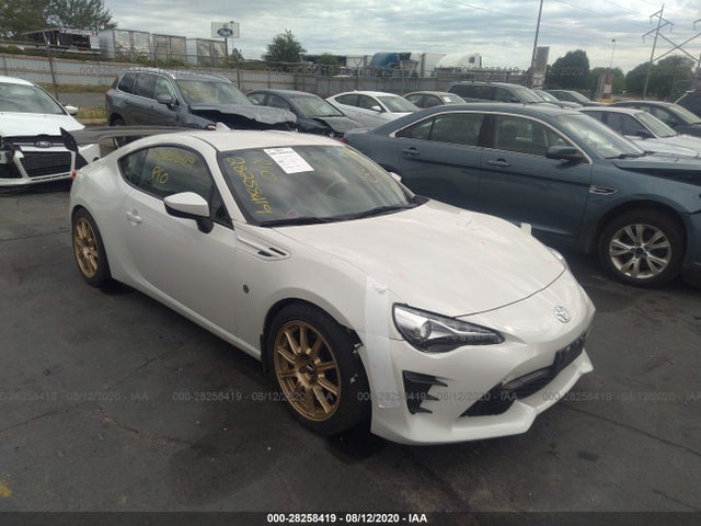 JF1ZNAA10H8711240 TOYOTA 86 Photo 1