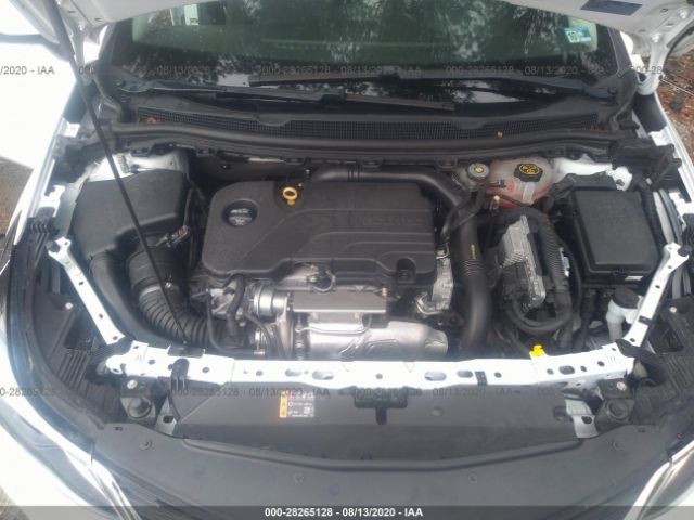 2018 Chevrolet Cruze - 1G1BE5SM3J7170233