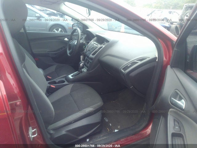 28601766 :رقم المزاد ، 1FADP3F25EL370959 vin ، 2014 Ford Focus Se مزاد بيع