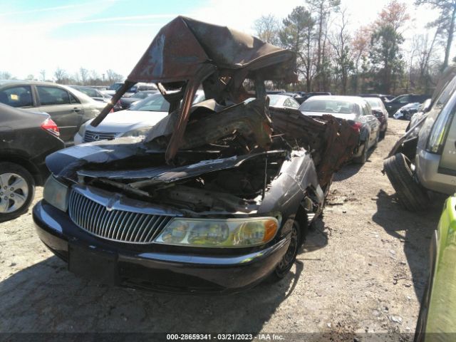 1LNHM97V4XY643889 Lincoln Continental