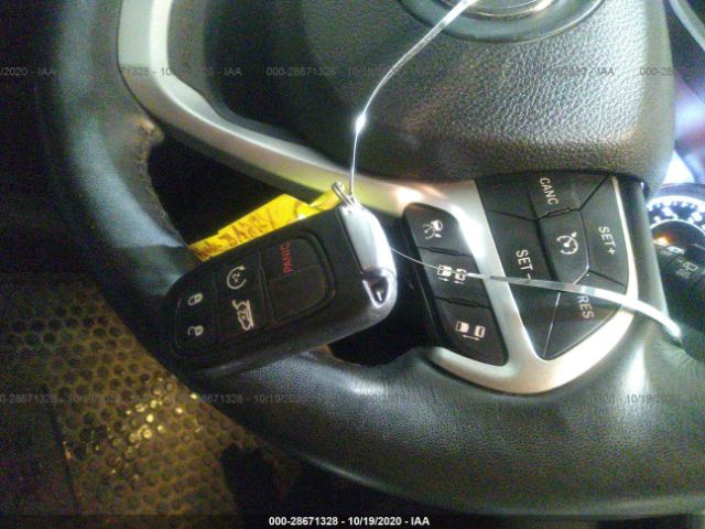 Фото: 1C4PJMBS7GW101173 - 11