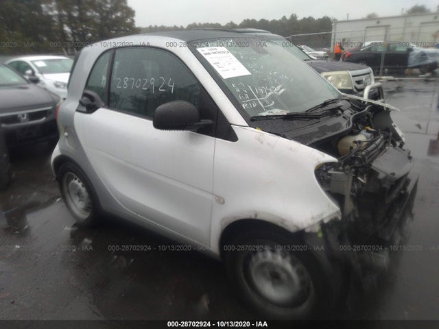 2017 Smart Fortwo, VIN: WMEFJ5DA1HK170554