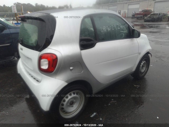 2017 Smart Fortwo, VIN: WMEFJ5DA1HK170554