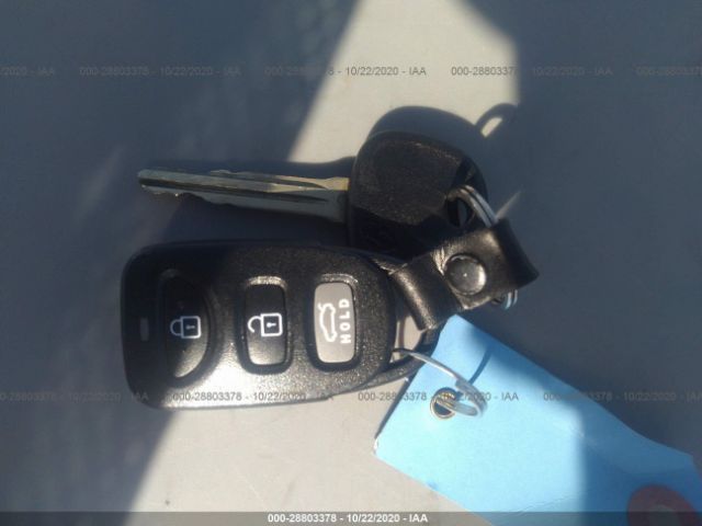 Auction sale of the 2020 HYUNDAI ELANTRA , vin: 5NPD84LF9LH556882, lot number: 28803378