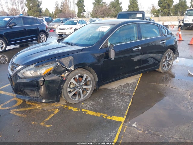 1N4AL3AP8HC297723 Nissan Altima 2.5 Sr
