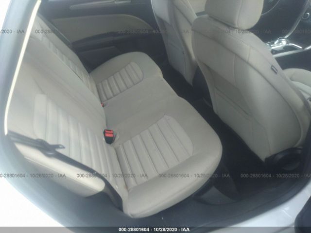 Фото: 3FA6P0G70HR353297 - 8