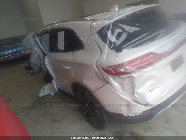 Lincoln Mkc Reserve 2018 5LMTJ3DH9JUL13806 Image 3