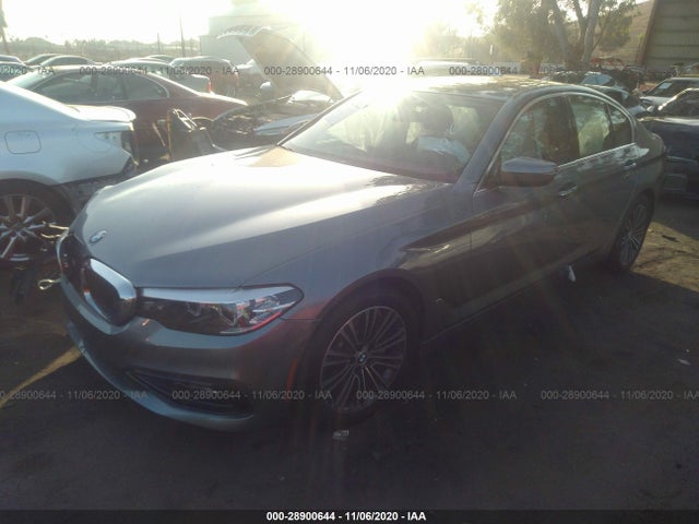 2018 BMW 5 SERIES VIN: WBAJA5C54JG899585