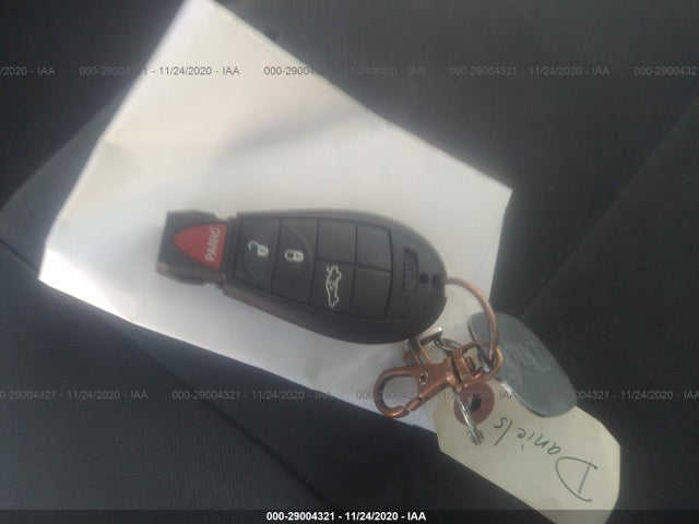 2008 CHRYSLER 300 VIN: 2C3LA43R08H158149