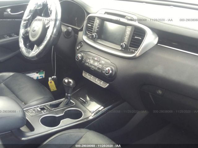 5XYPHDA55JG420213 KIA Sorento Ex V6