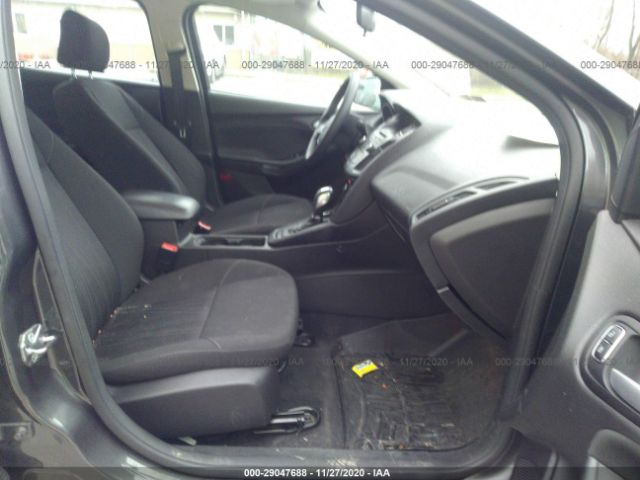 Фото: 1FADP3F24FL200724