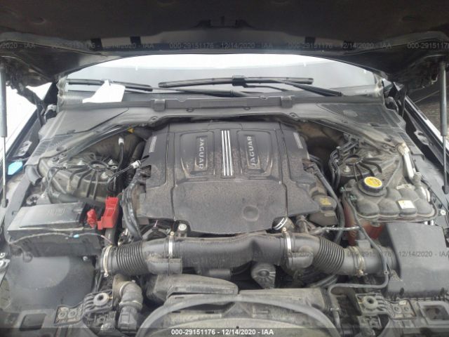 SAJAF4BV8HA972794 Jaguar Xe 35t R-sport