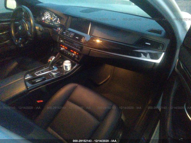 Фото: WBAXA5C58FD691535 - 5