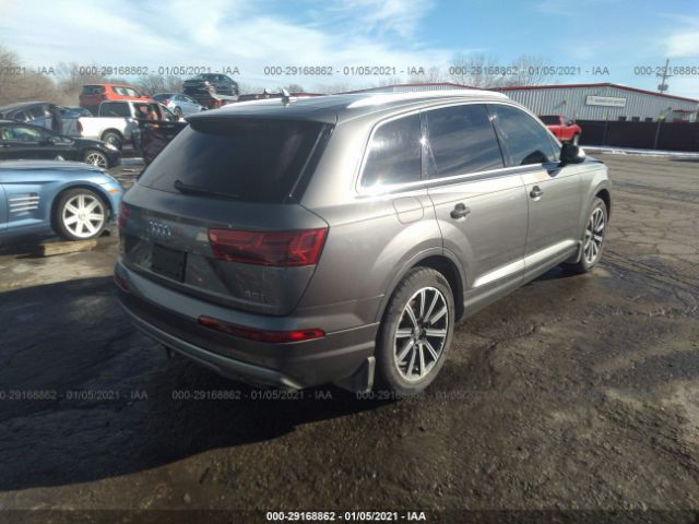 WA1LAAF79HD002915 Audi Q7 2017. Фото: 3