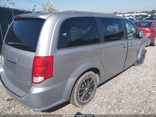 Dodge Grand Caravan Gt 2018 2C4RDGEG8JR359937 Image 4