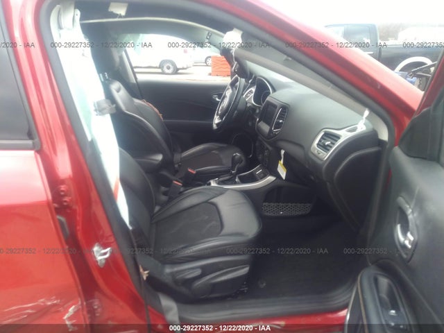 2020 Jeep Compass, VIN: 3C4NJCBB0LT102635