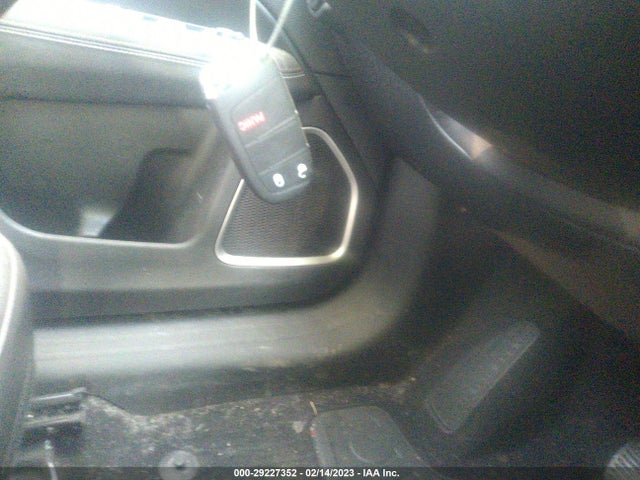 2020 Jeep Compass, VIN: 3C4NJCBB0LT102635