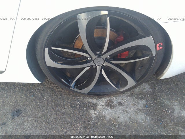 2015 Kia K900, VIN: KNALU4D47F6025745