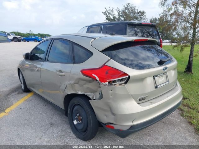 1FADP3K23FL244543 Ford FOCUS SE