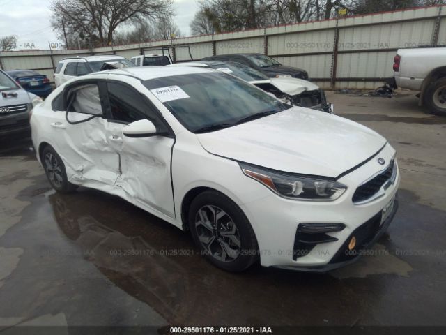 3KPF24AD8KE038261 KIA FORTE Photo 1