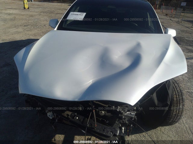 5YJXCAE44JF144807 Tesla 2018