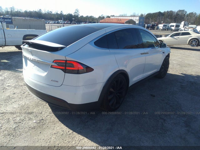 5YJXCAE44JF144807 Tesla 2018
