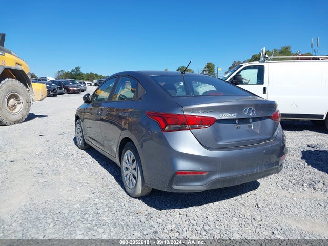 Hyundai ACCENT SE 2019 3KPC24A30KE052942 Image 3