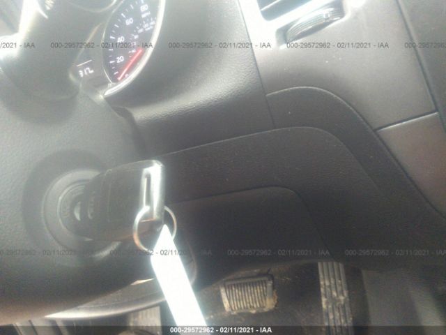 KNAFX4A60G5567030 KIA FORTE LX