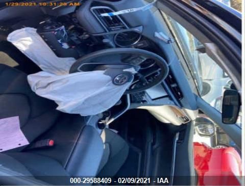 Toyota Camry 2020 -auction- 4