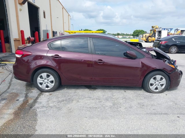 KIA FORTE LX 2018 3KPFK4A78JE258900 Image 12