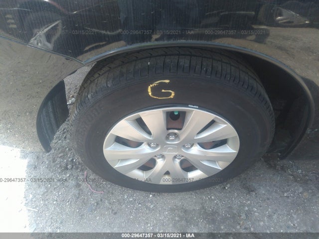 2012 HONDA CIVIC CPE LX VIN: 2HGFG3B53CH521070