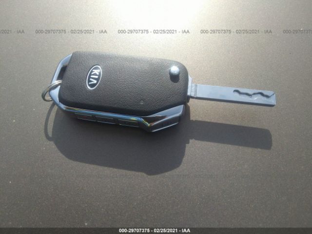 3KPF24AD1ME295460 KIA Forte Lxs