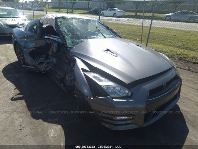 2016 Nissan GT-R, VIN: JN1AR5EF7GM290375