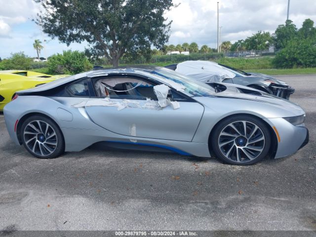 WBY2Z2C58FV674618 BMW I8