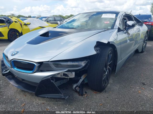 WBY2Z2C58FV674618 BMW I8
