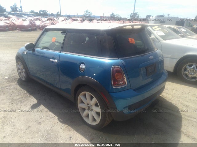 2007 MINI COOPER S WMWMF73567TV30740 Photo 2