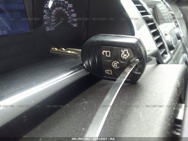 2017 Ford Taurus, VIN: 1FAHP2E87HG128771