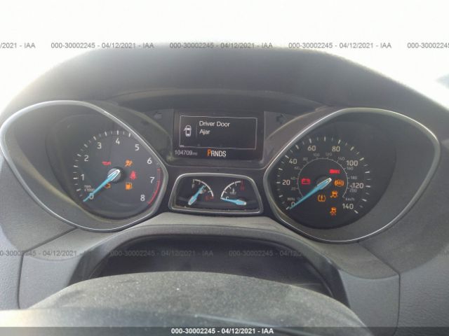 1FADP3F25GL332327 Ford FOCUS SE