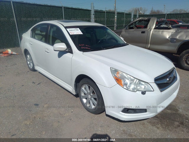 4S3BMCG60A3225897 SUBARU LEGACY Photo 1