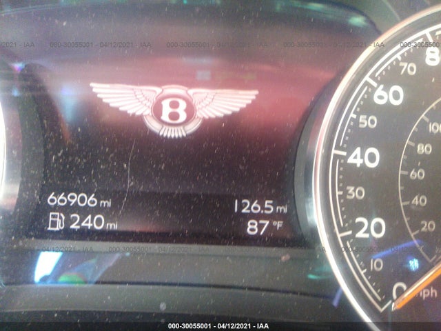 2017 Bentley Bentayga, VIN: SJAAC2ZV9HC013105