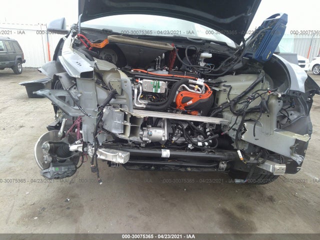 Tesla Model Y Long Range 2020 5YJYGDEE1LF051393 Image 8